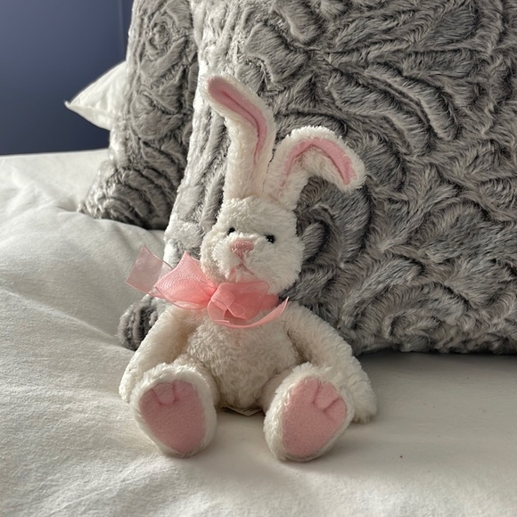 White and pink bunny stuffed toy from Gund. Named Binker. - Picture 1 of 7